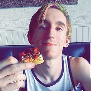 Meet your Posher, Levi